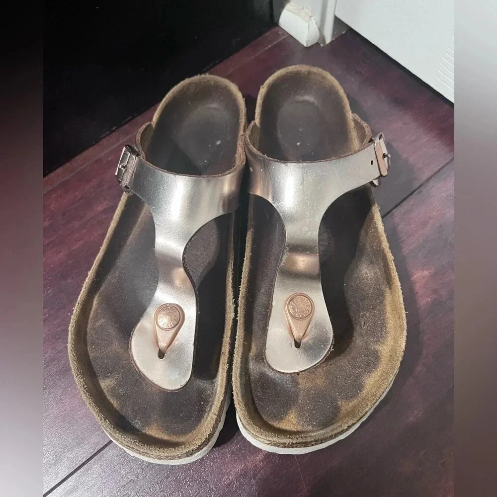 BIRKENSTOCK Gizeh ROSE GOLD Sandals Women’s 39 Soft Footbed Hippie CottageCore